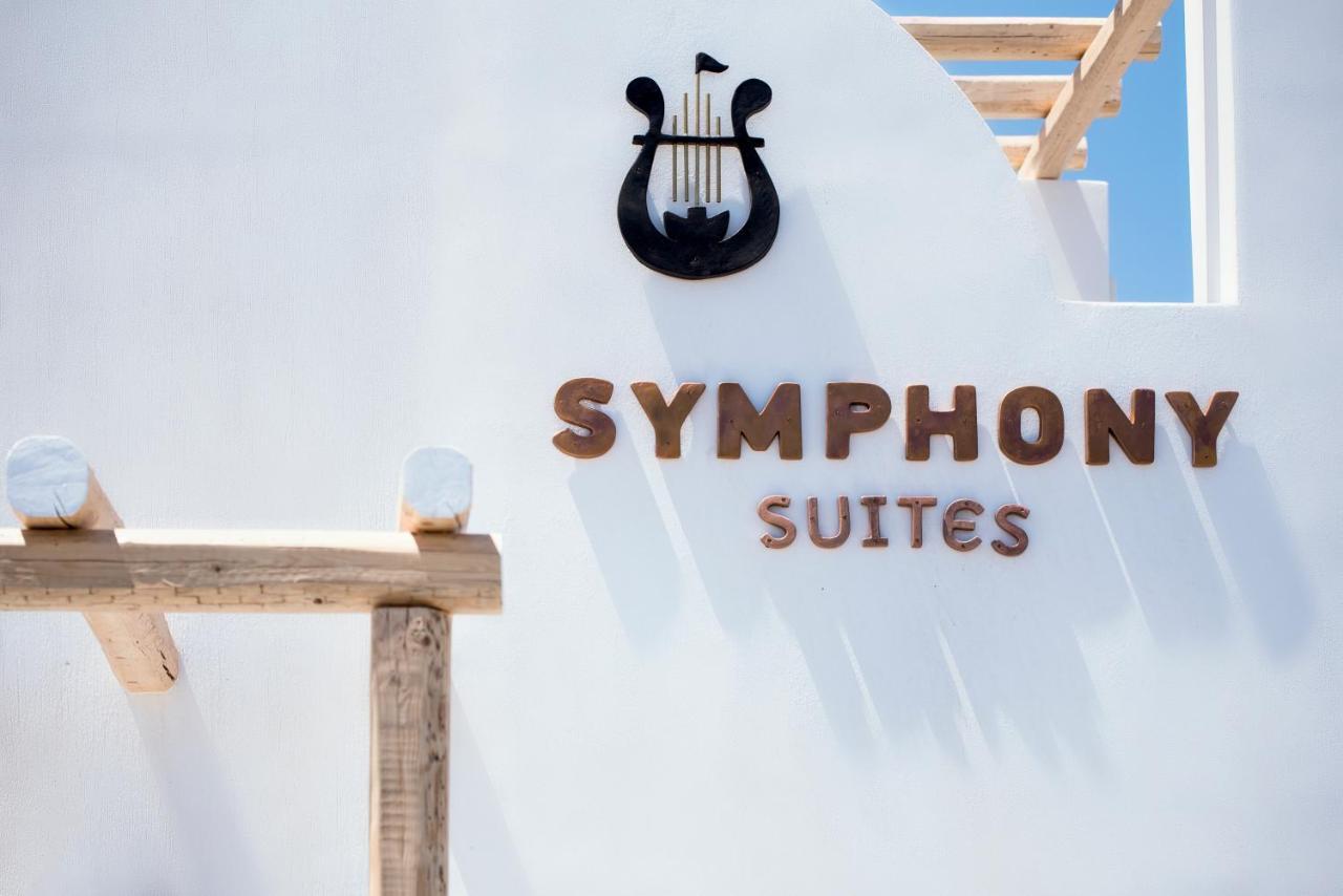 Symphony Suites Santorini Pýrgos Exterior foto